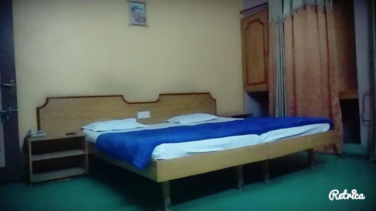 New Crown Hotel Indore Luaran gambar