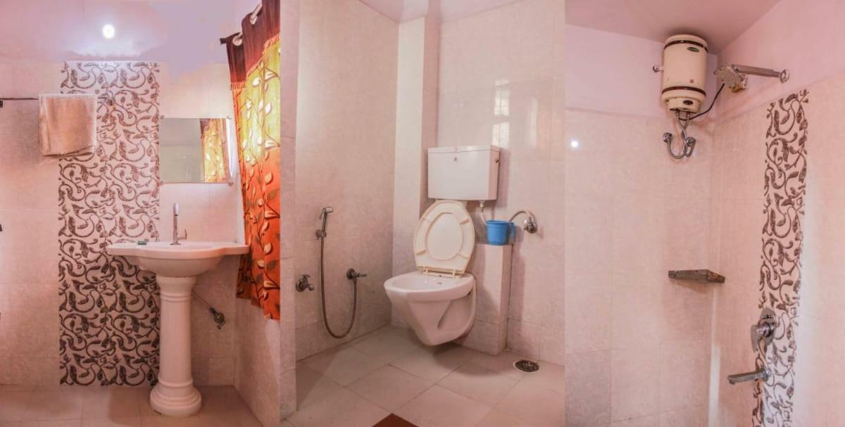 New Crown Hotel Indore Luaran gambar